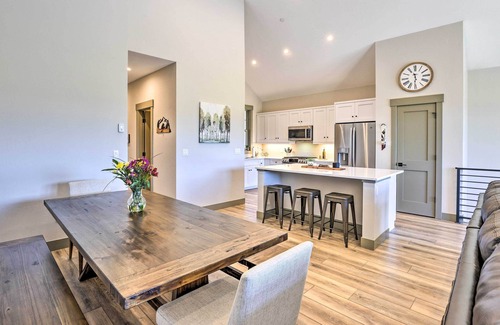 Grand Elk Ranch House | 3 Mi to Granby Ranch: Townhome w/Balcony & Views