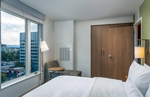 Civic Center Hotel | 3-Star Hotel ∙ Element Denver Downtown East