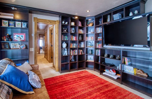 Warrior's Mark West House | 307 m² House ∙ 3 bedrooms ∙ 8 guests