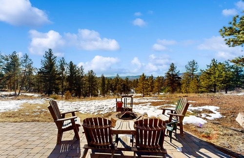 Florissant House | 315 m² House ∙ 3 bedrooms ∙ 10 guests
