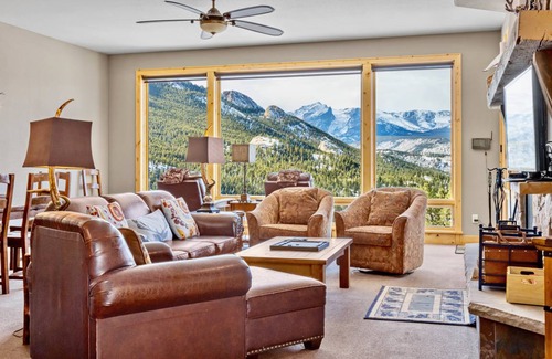 Windcliff Estates Condo | 316 m² Condo ∙ 3 bedrooms ∙ 8 guests