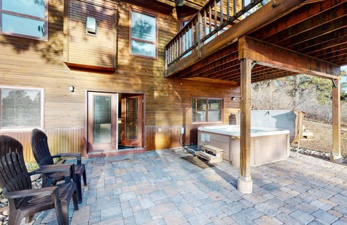 Twin Creek Village House | 319 m² House ∙ 5 bedrooms ∙ 8 guests