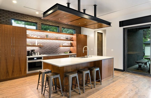 Old Town West House | 325 m² House ∙ 4 bedrooms ∙ 10 guests