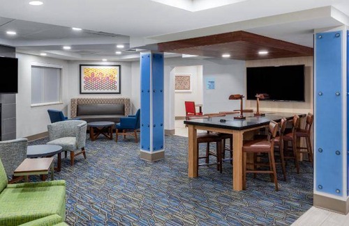Southeast Colorado Springs Hotel | 33 m² Hotel ∙ 127 guests