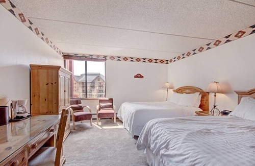 Copper Mountain Village Hotel | 33 m² Hotel ∙ 4 guests