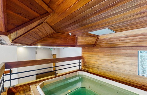 Copper Mountain Village Apartment | 33 m² Studio flat ∙ 2 guests
