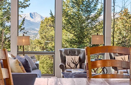 Windcliff Estates House | 334 m² House ∙ 4 bedrooms ∙ 10 guests