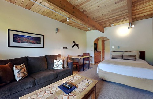 Snowmass Village Condo | 34 m² Condo ∙ 1 bedroom ∙ 4 guests
