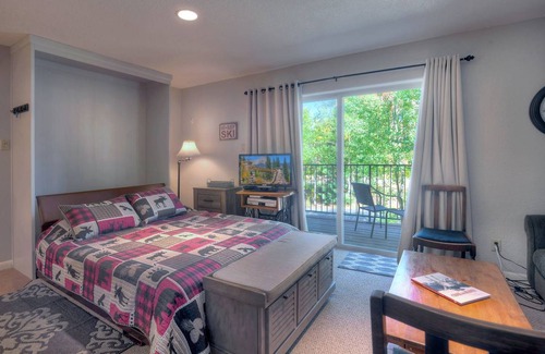 Purgatory Condo | 35 m² Condo ∙ 4 guests