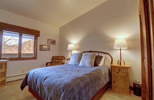 Copper Mountain Village Hotel | 37 m² Hotel ∙ 1 bedroom ∙ 2 guests