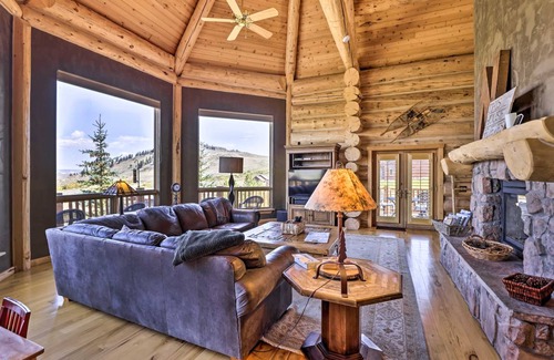 Silvercreek House | 371 m² House ∙ 3 bedrooms ∙ 10 guests