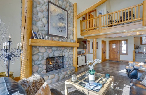 Cordillera House | 374 m² House ∙ 5 bedrooms ∙ 6 guests