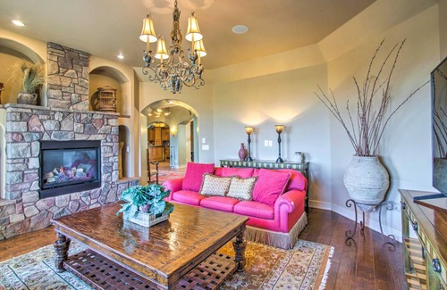 Redlands House | 390 m² House ∙ 4 bedrooms ∙ 10 guests