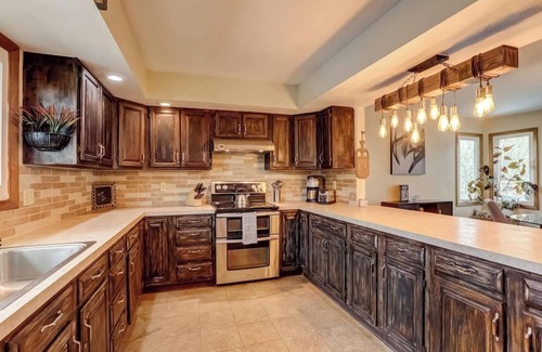 Loveland House | 3BR Paws & Relax by Sweetheart Stays