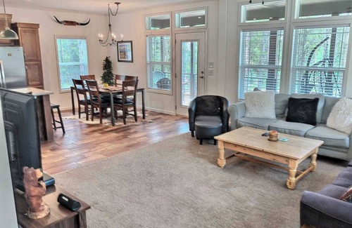 Leadville North House | 3BR Serene Home Mountain View, Kid Friendly