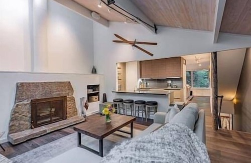 Aspen House | 4 Bedroom-4.5 Bath Amazing Core Townhome Aspen!