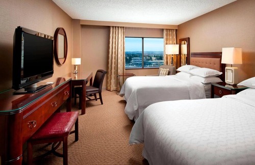 Greenwood Village House | 4 Units Minutes to Denver Zoo & Downtown Aquarium. Pets Allowed, Pool!