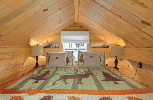 Coal Creek Cabin | 41 m² Cabin ∙ 2 bedrooms ∙ 4 guests