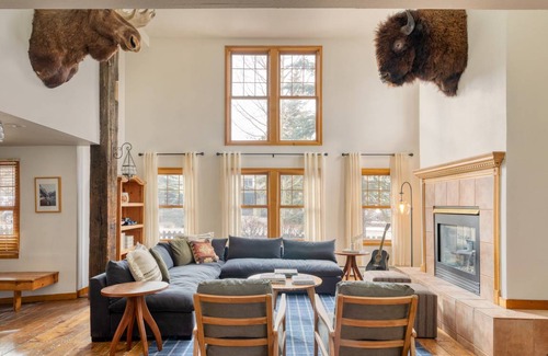 Historic District House | 410 m² House ∙ 10 bedrooms ∙ 24 guests