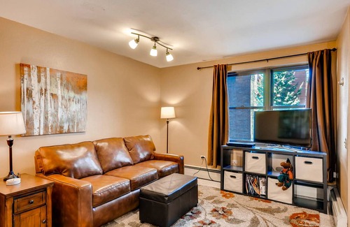 Historic District Apartment | 43 m² Studio flat ∙ 2 guests