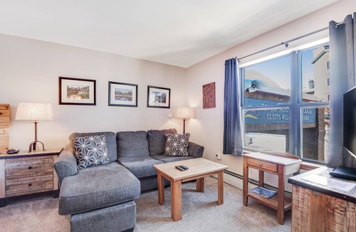 Historic District Apartment | 43 m² Studio flat ∙ 4 guests