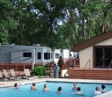 West Colorado Springs Resort | 43 m² Resort ∙ 2 bedrooms ∙ 6 guests