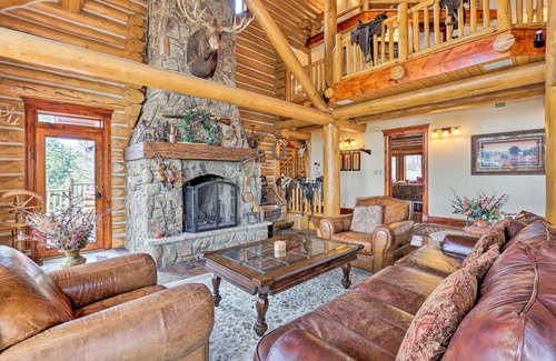 Bond House | 445 m² House ∙ 5 bedrooms ∙ 16 guests