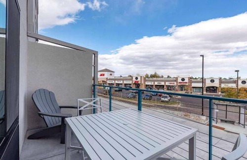 Colorado Springs Hotel | 45 m² Hotel ∙ 8 guests