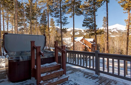 Warrior's Mark West House | 458 m² House ∙ 6 bedrooms ∙ 10 guests