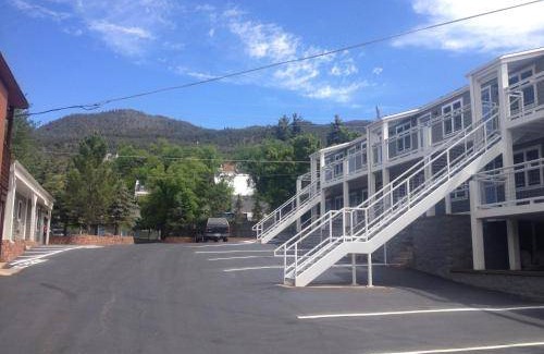 Basalt House | 46 m² Motel ∙ 6 guests