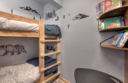 Purgatory Condo | 47 m² Condo ∙ 1 bedroom ∙ 6 guests
