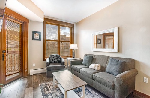Copper Mountain Village Condo | 47 m² Condo ∙ 1 bedroom ∙ 4 guests