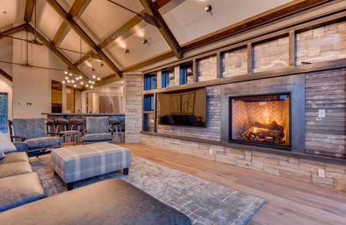 Fairways House | 478 m² House ∙ 5 bedrooms ∙ 12 guests