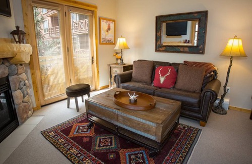 Copper Mountain Village Condo | 48 m² Condo ∙ 1 bedroom ∙ 4 guests