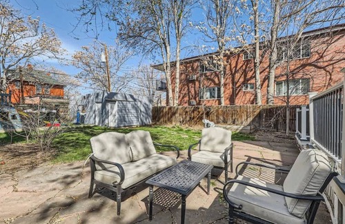 Congress Park House | 4BR Family Home w Yard, Monthly in Congress Park