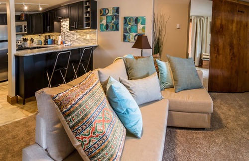 Steamboat Springs Apartment | 500 Ft. From Slope! Remodeled Studio