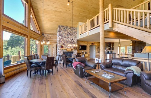 Alma House | 503 m² House ∙ 8 bedrooms ∙ 16 guests