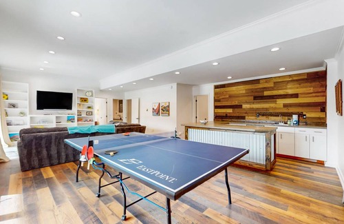 Woodland Park House | 507 m² House ∙ 5 bedrooms ∙ 10 guests