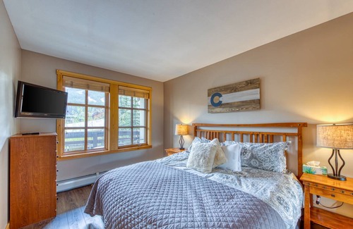 Copper Mountain Village Condo | 51 m² Condo ∙ 1 bedroom ∙ 4 guests