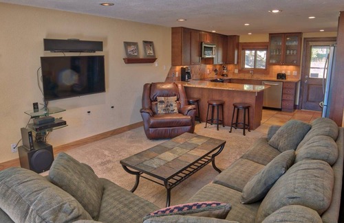 Baldy Mountain Villa | 52 Clubhouse Road