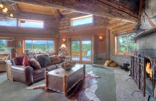 Durango West House | 526 m² House ∙ 6 bedrooms ∙ 12 guests