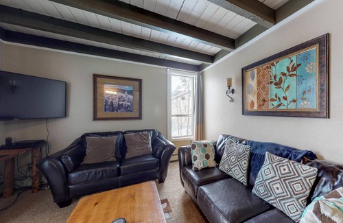 Wildernest Condo | 53 m² Condo ∙ 1 bedroom ∙ 4 guests