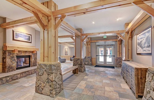 Copper Mountain Village Condo | 53 m² Condo ∙ 1 bedroom ∙ 4 guests
