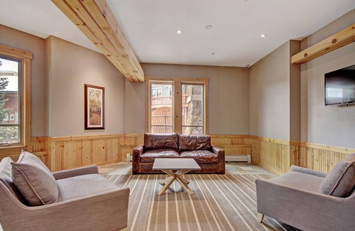 Copper Mountain Village Condo | 53 m² Condo ∙ 1 bedroom ∙ 4 guests