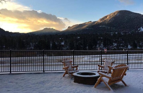 Estes Park Hotel | 53 m² Motel ∙ 127 guests