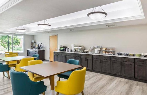 Glenwood Springs Hotel | 54 m² Hotel ∙ 127 guests