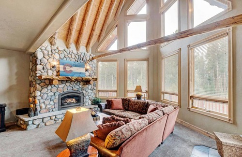 Tabernash House | 557 m² House ∙ 6 bedrooms ∙ 14 guests