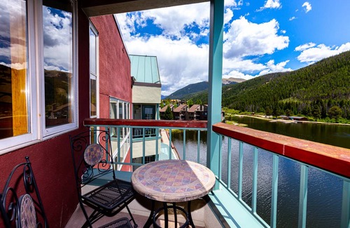 Lakeside Village Apartment | 56 m² Apartment ∙ 1 bedroom ∙ 4 guests