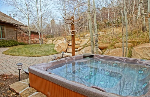 Edwards House | 604 m² House ∙ 4 bedrooms ∙ 10 guests