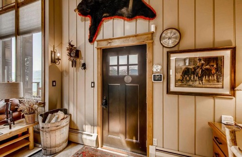 Dillon House | 611 Oro Grande by Book by Owner